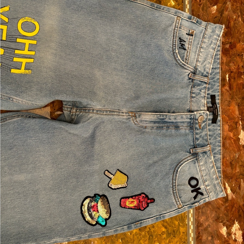 Modern jeans. - Picture 5 of 9